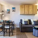 Διαμέρισμα Epicea - Chic 2br In Center, Next To Train Station - By Cozee *