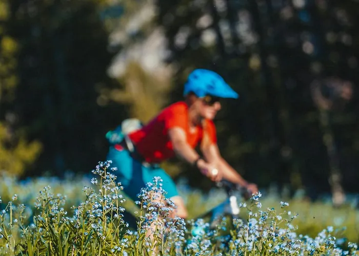 Apartment Epicea - Chic 2br In Center, Next To Train Station - By Cozee